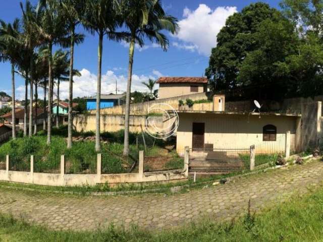 Terreno à venda no Coqueiros, Florianópolis  por R$ 530.000