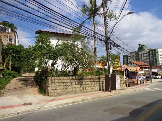 Terreno à venda no Itacorubi, Florianópolis  por R$ 4.687.000