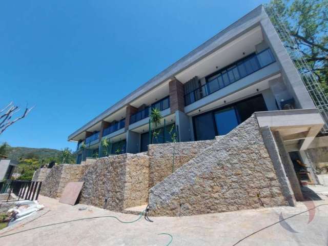 Casa com 3 quartos à venda em Canto da Lagoa, Florianópolis , 195 m2 por R$ 2.990.000