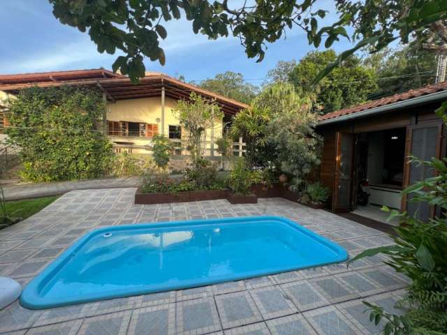 Casa com 4 quartos à venda no Sambaqui, Florianópolis , 160 m2 por R$ 2.128.000