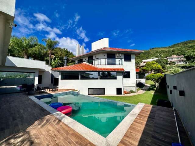 Casa com 3 quartos à venda na Praia Brava, Florianópolis , 250 m2 por R$ 3.600.000