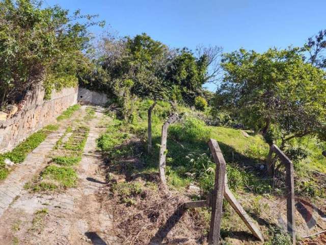 Terreno à venda na Praia Comprida, São José  por R$ 415.000