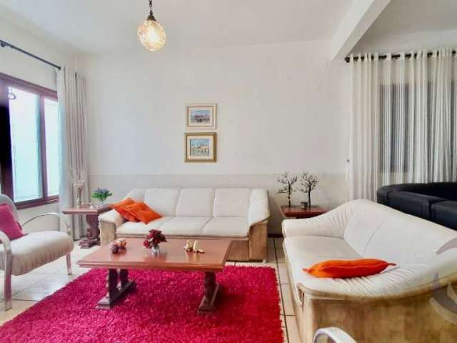 Casa com 4 quartos à venda no Abraão, Florianópolis , 216 m2 por R$ 1.000.000