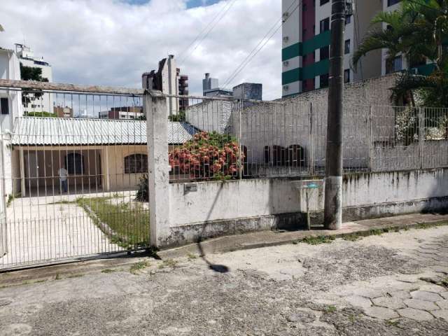 Terreno à venda no Centro, Florianópolis  por R$ 5.000.000