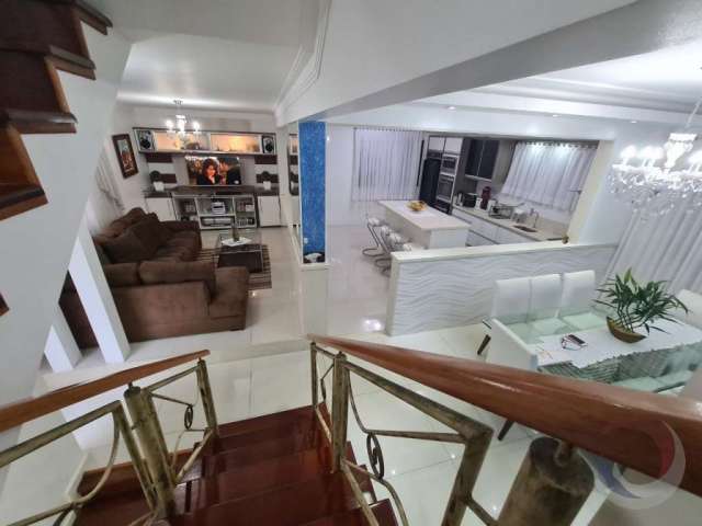 Casa com 3 quartos à venda no Campinas, São José , 325 m2 por R$ 3.090.000