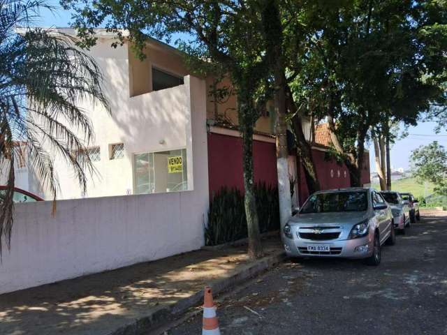 Casa para Venda em São José dos Campos, Jd. Maringa, 3 banheiros, 4 vagas