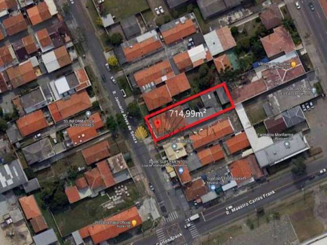 Terreno à venda, 714 m² por R$ 920.000,00 - Boqueirão - Curitiba/PR