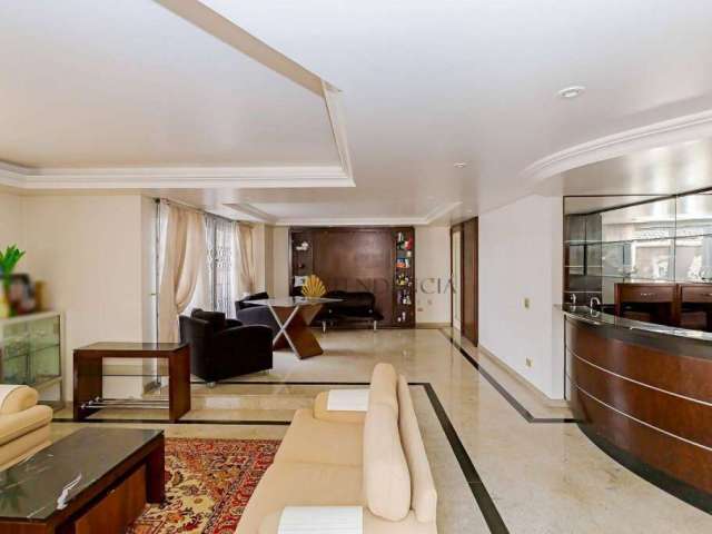 Casa com 4 quartos à venda, 567 m² por R$ 2.700.000 - Bigorrilho - Curitiba/PR