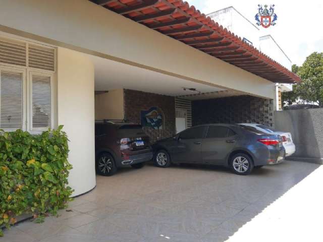 Casas com área de serviço para alugar em Vila União, Fortaleza, CE