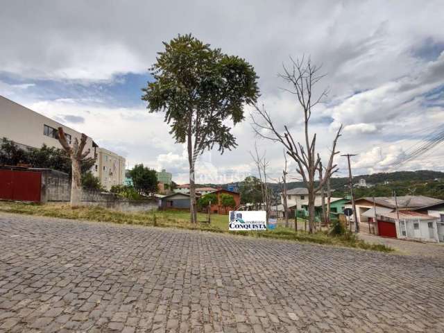 Terreno à venda na Rua Júpiter, 2525, Cruzeiro, Caxias do Sul por R$ 480.000