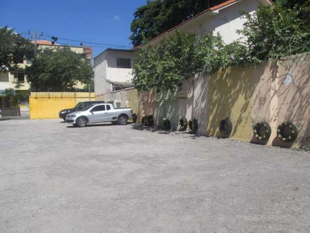 Estacionamento em galpão com 460m², construído em lote plano, Santo Agostinho, BH