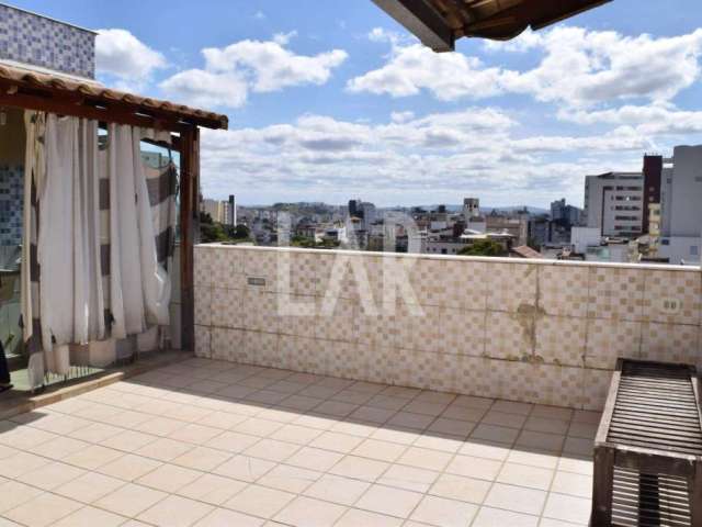 Cobertura à venda, 3 quartos, 1 suíte, 2 vagas, Sagrada Família - Belo Horizonte/MG