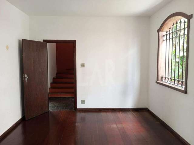 Casa para aluguel, 5 quartos, 1 suíte, 3 vagas, Floresta - Belo Horizonte/MG
