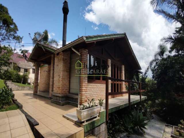 Casa AMPLA Á VENDA em condomínio residencial fechado em RANCHO QUEIMADO SC