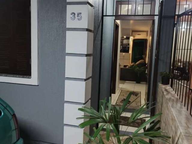 Casa com 2 quartos à venda na PROFESSORA LIGIA IRENE SILVEIRA LUZ, 35, Parque Granja Esperança, Cachoeirinha, 51 m2 por R$ 290.000