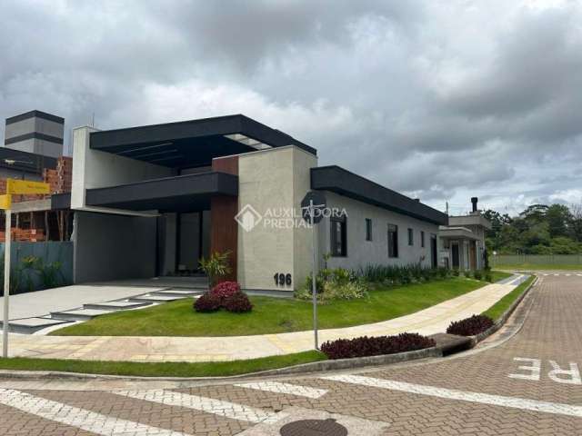 Casa em condomínio fechado com 3 quartos à venda na Rua Gérbera, 196, São Vicente, Gravataí, 154 m2 por R$ 1.290.000