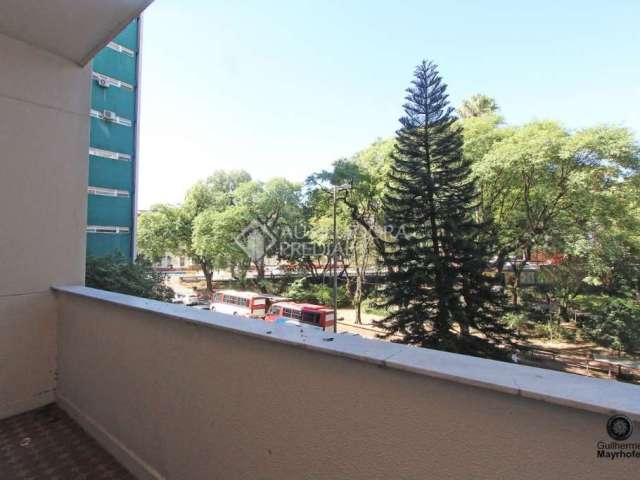 Apartamento com 3 quartos à venda na Praça Dom Feliciano, 56, Centro Histórico, Porto Alegre, 136 m2 por R$ 450.000