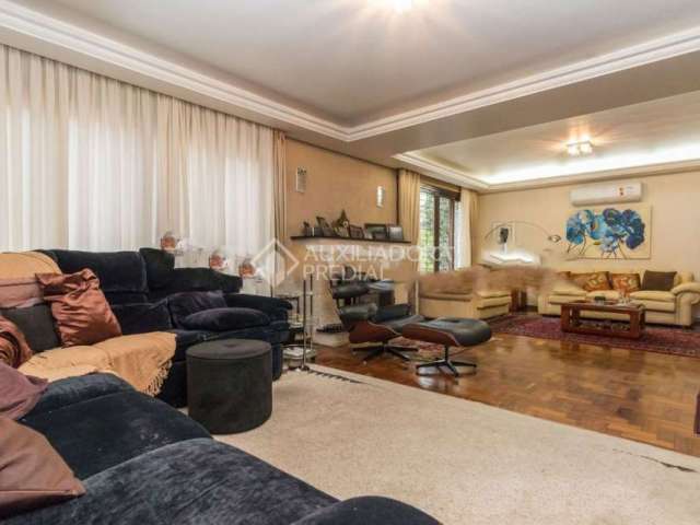 Casa em condomínio fechado com 4 quartos à venda na Rua Carlos Huber, 871, Três Figueiras, Porto Alegre, 400 m2 por R$ 2.000.000