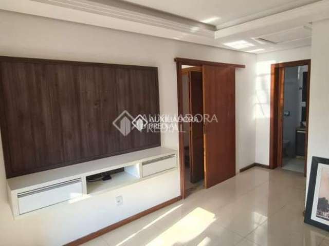 Casa em condomínio fechado com 3 quartos para alugar na Rua Orlando Jorge Degrazia, 40, Mário Quintana, Porto Alegre, 250 m2 por R$ 4.200