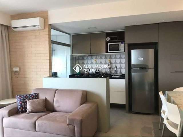 Apartamento com 1 quarto para alugar na Rua Gutemberg, 101, Petrópolis, Porto Alegre, 52 m2 por R$ 3.500