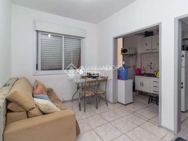 Apartamento com 1 quarto para alugar na Avenida Protásio Alves, 4667, Petrópolis, Porto Alegre, 38 m2 por R$ 1.800