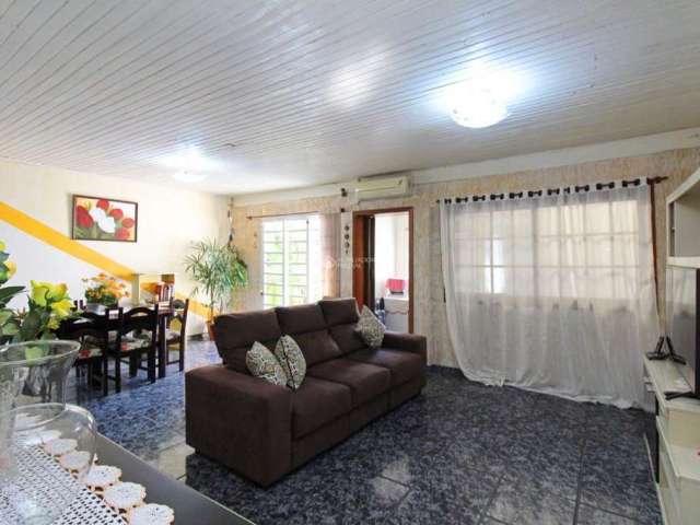 Casa com 3 quartos à venda na Avenida Salvador Leão, 785, Sarandi, Porto Alegre, 203 m2 por R$ 760.000