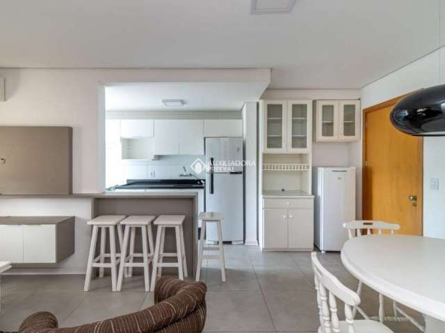 Apartamento com 2 quartos para alugar na BENTO GONCALVES, 8807, São José, Porto Alegre, 56 m2 por R$ 2.250