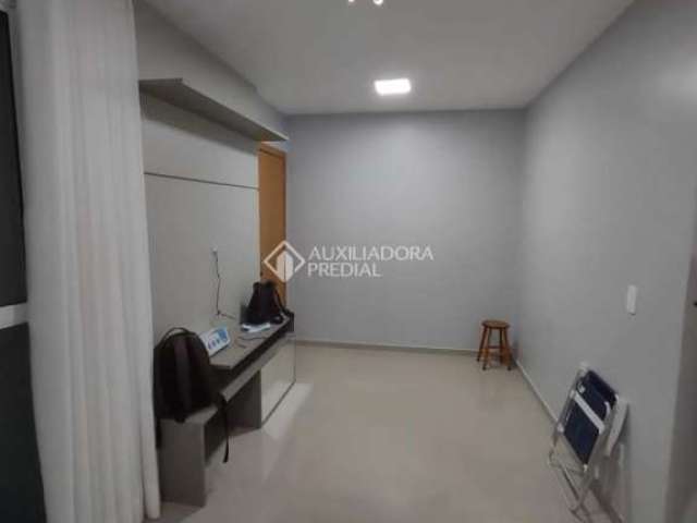 Apartamento com 2 quartos à venda na Rua das Violetas, 724, Igara, Canoas, 40 m2 por R$ 270.000