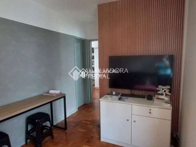 Apartamento com 2 quartos para alugar na Avenida João XXIII, 113, São Sebastião, Porto Alegre, 52 m2 por R$ 1.300