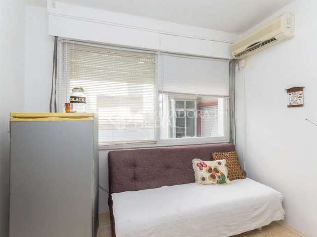 Apartamento com 1 quarto para alugar na Rua Duque de Caxias, 279, Centro Histórico, Porto Alegre, 29 m2 por R$ 1.200