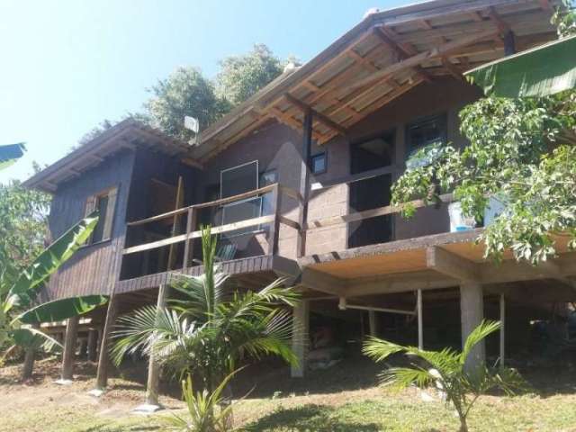 Casa com 2 quartos à venda na Grp-010, 259, Praia da Gamboa, Garopaba por R$ 583.000