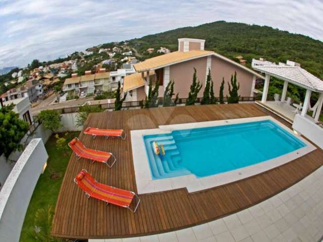 Casa com 4 quartos para alugar na Bernardino Manoel Rodrigues, 560, Centro, Garopaba por R$ 2.800