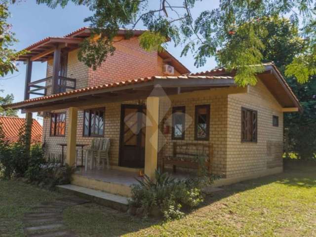 Casa em condomínio fechado com 3 quartos para alugar na Av. Central Praia do Rosa, 1, Praia do Rosa, Imbituba por R$ 800