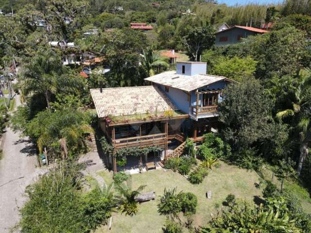 Casa com 3 quartos à venda na Jose Botelho, 1, Capão, Garopaba por R$ 1.700.000