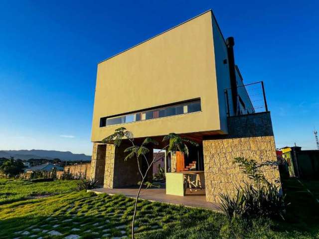 Casa em condomínio fechado com 4 quartos à venda na Roberto Teixeira de Sousa, 66, Ibiraquera, Imbituba por R$ 2.590.000