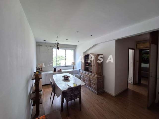 Excelente apartamento duplex localizado no humaitá, 140m² aproximados, possui sala ampla com vista p