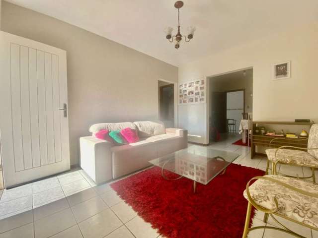 Casa com 2 quartos à venda na Desembargador Tavares Sobrinho, 107, Bom Abrigo, Florianópolis por R$ 1.100.000