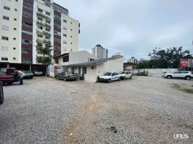 Terreno à venda na Rua Marechal Câmara, 135, Estreito, Florianópolis por R$ 500.000