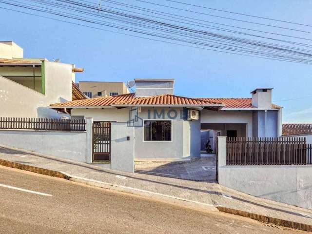 Casa Semimobiliada com 1 suíte + 1 quarto, Amizade em Jaraguá do Sul/SC