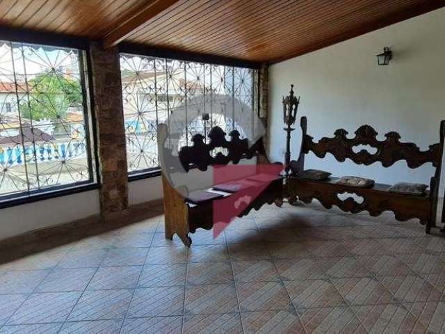 Casa com 3 quartos à venda na Olavo Bilac, 100, Centro, Taubaté por R$ 1.000.000