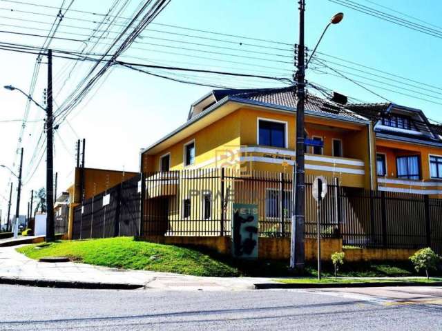Sobrado com 3 dormitórios à venda, 194 m² por R$ 850.000,00 - Capão Raso - Curitiba/PR