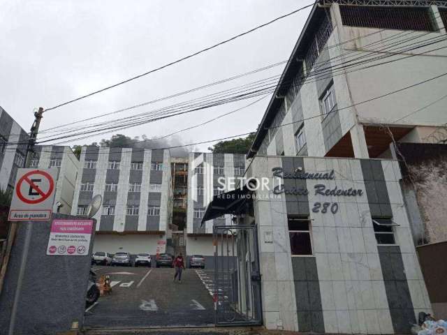Apartamento com 2 quartos para alugar, 53 m² por R$ 800/mês - Paineiras - Juiz de Fora/MG