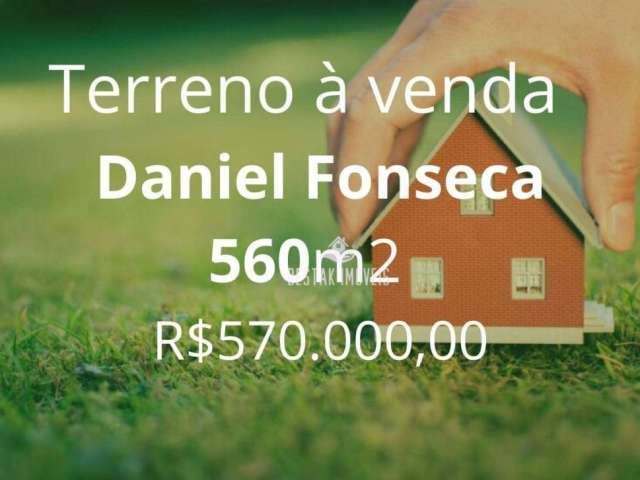 Terreno à venda, 560 m² por R$ 570.000,00 - Daniel Fonseca - Uberlândia/MG