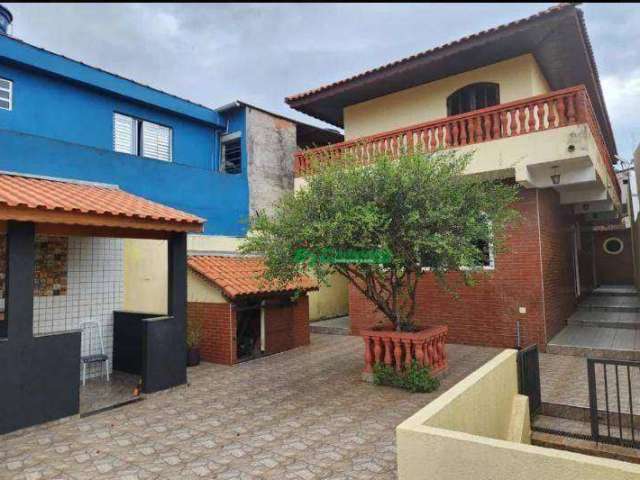 Sobrado com 3 dormitórios à venda, 400 m² por R$ 848.000,00 - Cidade Soberana - Guarulhos/SP