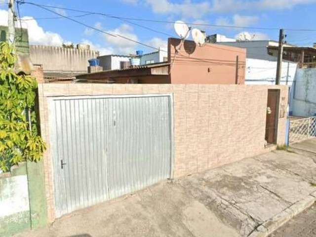 Casa com 3 quartos à venda na Rua Caldas Júnior, 917, Vila Hidráulica, Rio Grande, 151 m2 por R$ 144.000