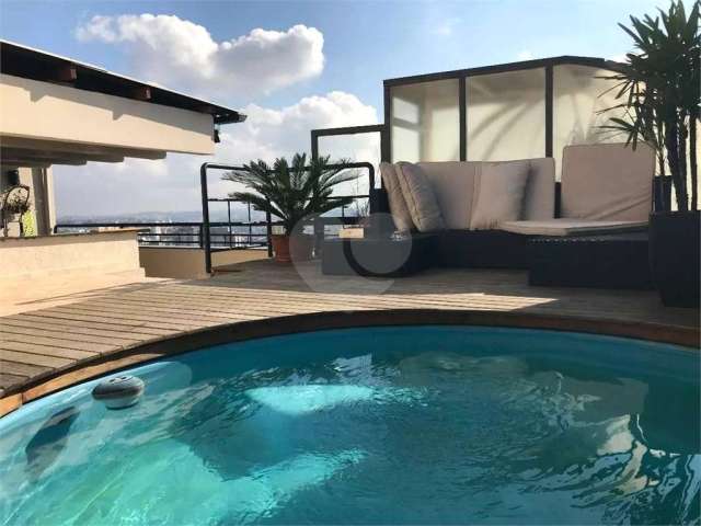 Cobertura Tríplex na Melhor Localização da Vila Andrade com piscina aquecida deck lounge bar 4 vagas