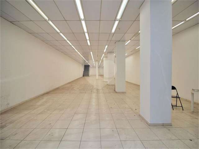 Loja / Salão Comercial - Lapa - 800 m² - Locação / Aluguel