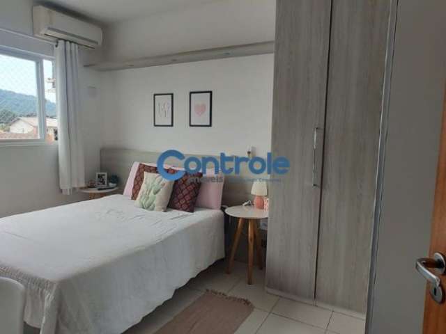 Apartamento 02 dormitórios, sacada com churrasqueira e vaga no bairro Jardim Janaina/Biguaçu