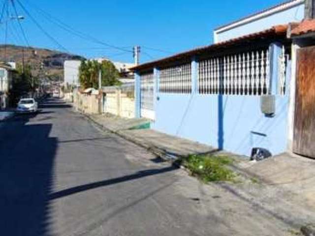 Casa para Venda em São Gonçalo, Rocha, 3 dormitórios, 1 suíte, 3 banheiros, 2 vagas
