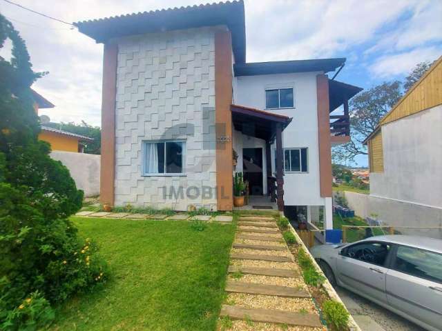 Casa com 3 quartos à venda no São João do Rio Vermelho, Florianópolis  por R$ 590.000